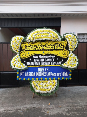Papan Bunga Duka di Liwuto
