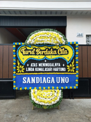 Papan Bunga Duka di Liwuto